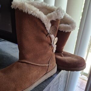 Cozy Brown Suede Women's Boots